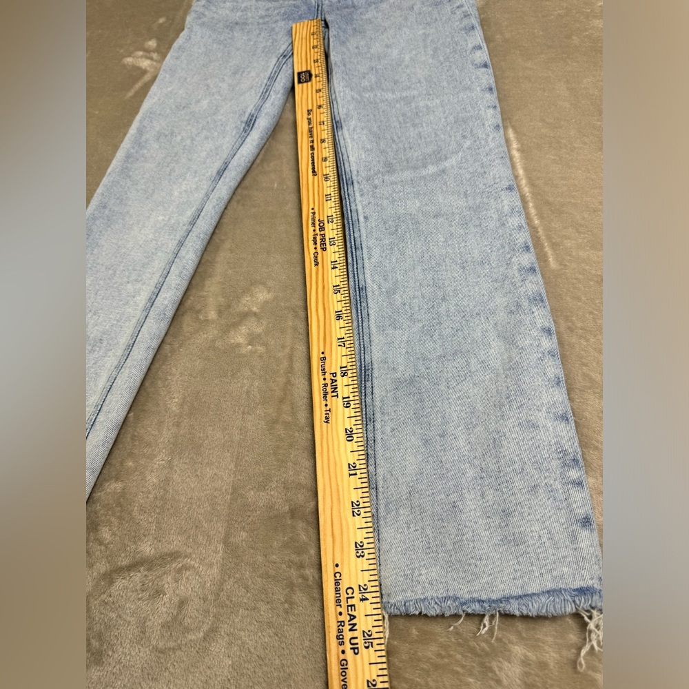 Paige Women’s‎ Jeans Cindy Crop 24 Raw Hem Light Wash - Picture 11 of 11